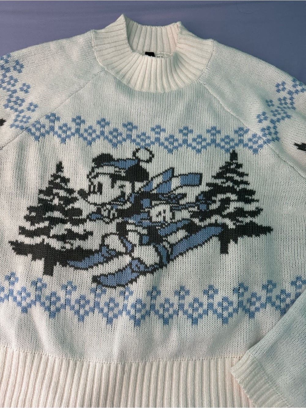 H&M Mickey Mouse Skiing Sweater (Lightblue/White) — Size: XS ❄️🎿